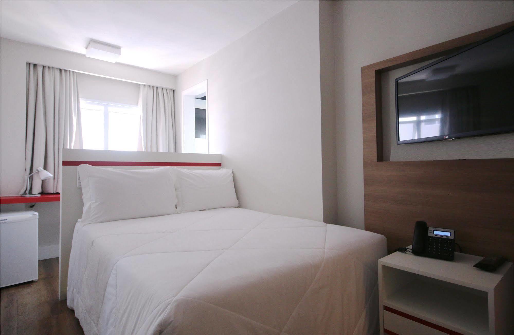 Ez Aclimação Hotel São Paulo Extérieur photo